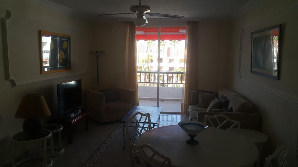 S Apart Apartment Playa de las Americas  Room photo
