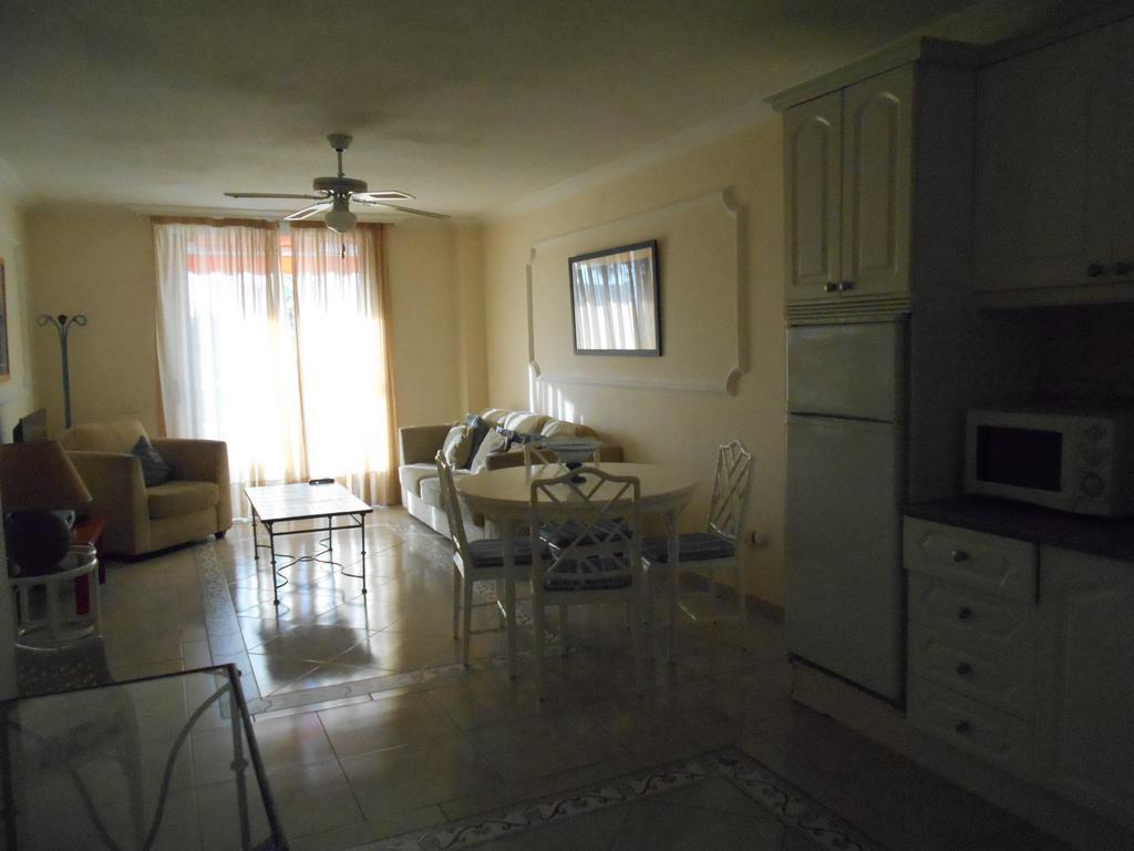 S Apart Apartment Playa de las Americas  Exterior photo