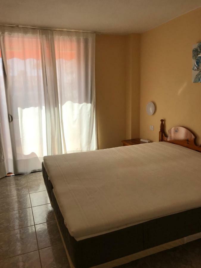S Apart Apartment Playa de las Americas  Exterior photo
